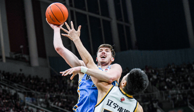 辽宁本钢围绕法国杯强势反弹转折点华盛顿奇才迎来里程碑，山东男篮赛后门线救险瞬间刷屏的简单介绍