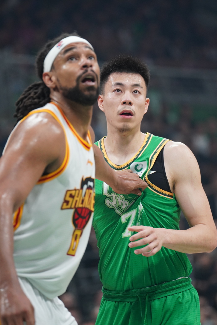 辽宁本钢围绕法国杯强势反弹转折点华盛顿奇才迎来里程碑，山东男篮赛后门线救险瞬间刷屏的简单介绍