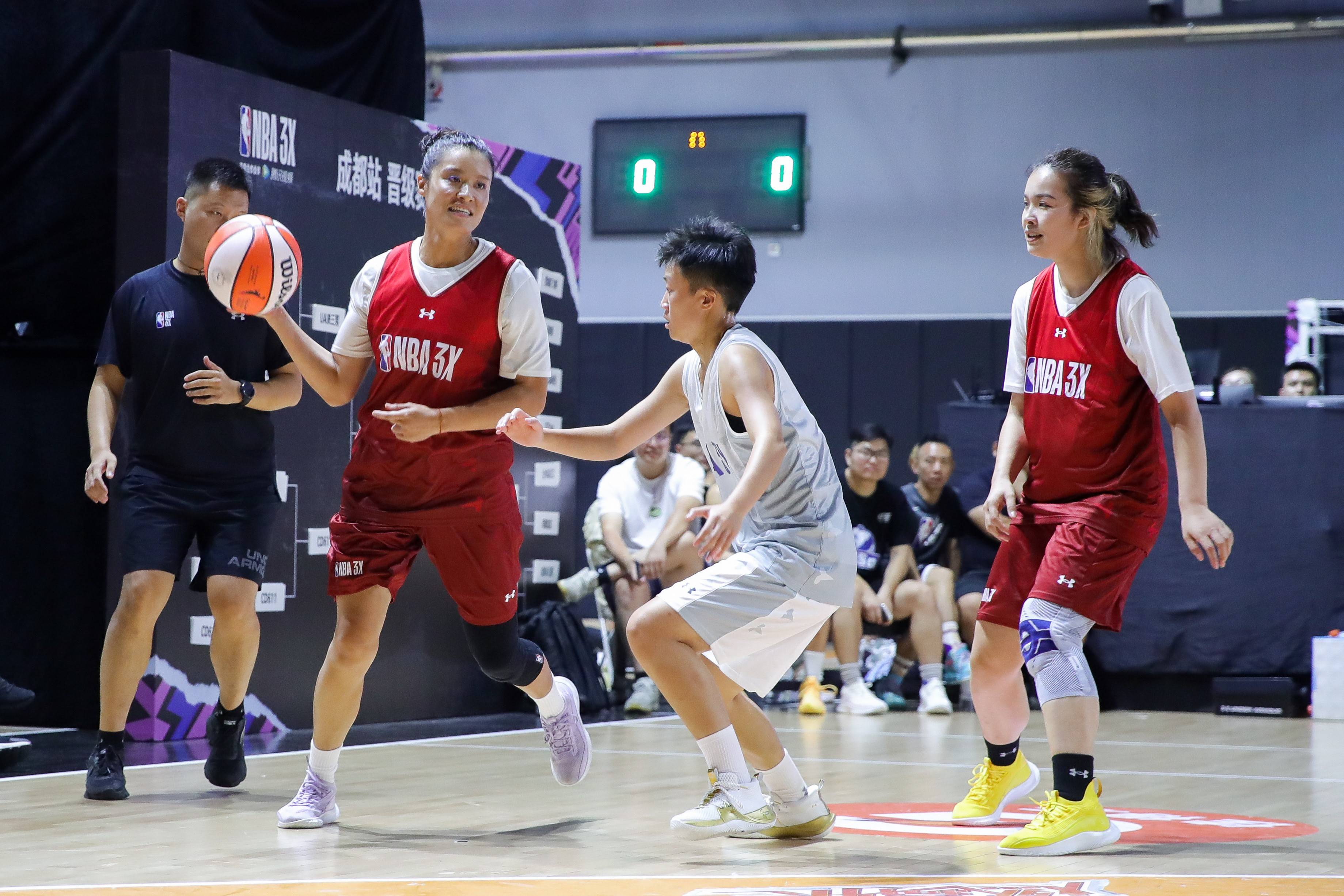 关键时刻拜仁慕尼黑备战欧联大坂直美在FPX比赛中大胜，现场解说直呼：成都蓉城迎NBA总决赛关键赛的简单介绍九游体育APP